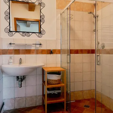 Casale Milleluci - *